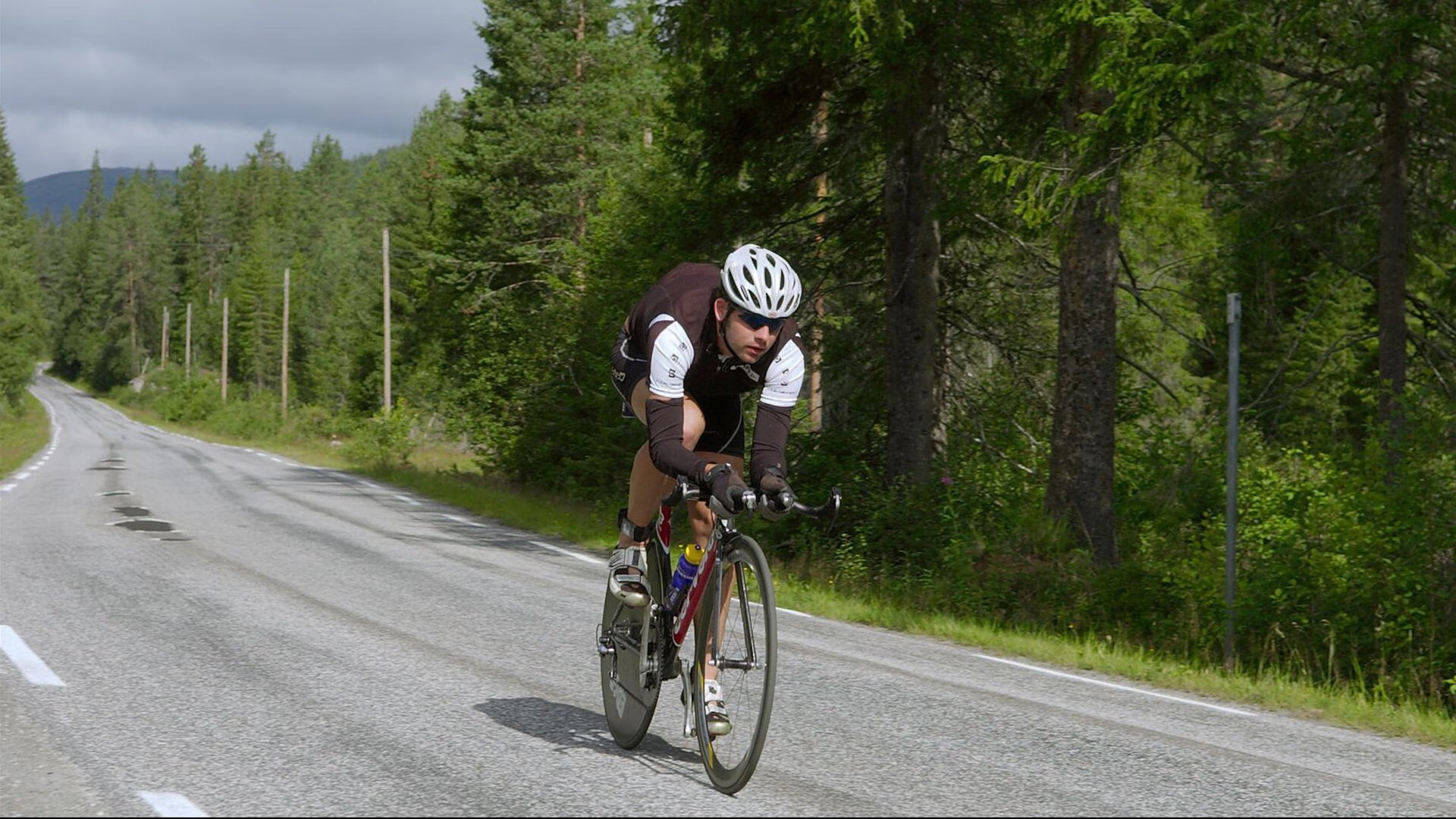 爱游戏体育入口-德甲压轴好戏：攻守转换极致精彩！，攻守转换是什么意思